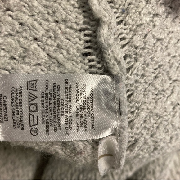 LOFT Sweater - Picture 4 of 4